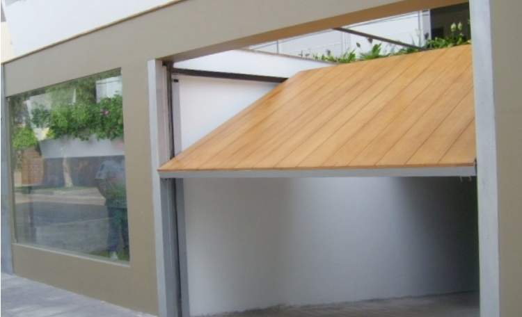 Empresa de automatismos para puertas Valencia - Empresa profesional