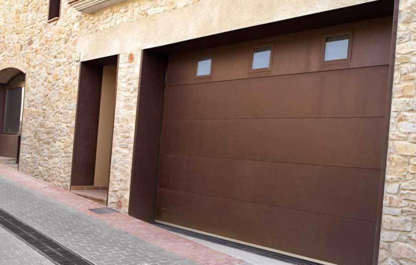 Empresa de instalación puertas de garaje Valencia