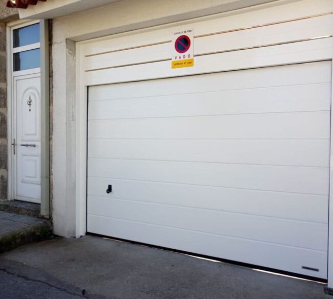 Empresa de puertas de garaje automáticas Valencia de calidad