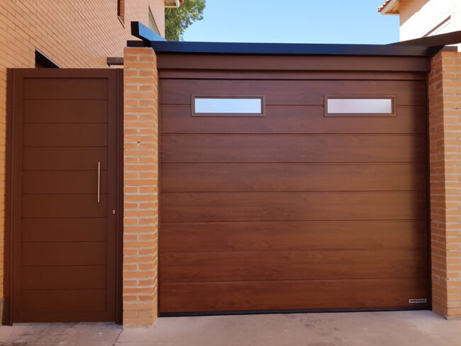 Disponemos de ofertas puertas de garaje Valencia y gran calidad