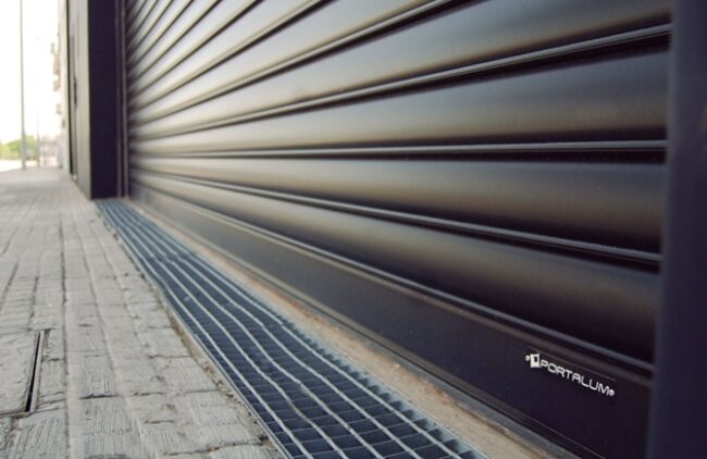 Empresa profesional de puertas Portalum en Valencia