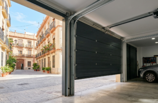 Motorización de puertas en Valencia para garajes Motorización de puertas en Valencia para garajes